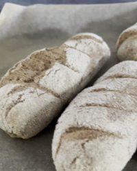 Rezept für Rezept für Keto Baguettes aus der Backmischung das milde Landbrot