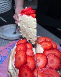 Rezept für Keto Torte Rezept: Keto-Waffel-Torte mit Erdbeeren